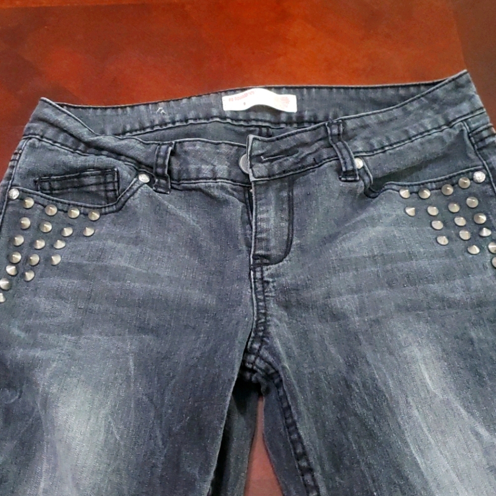 Junior's spiked denim jeans no boundaries size 9